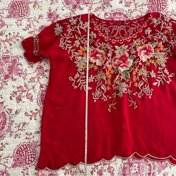 Johnny Was Red Floral Embroidered Loose Fit Top Size Small - Picture 7 of 7